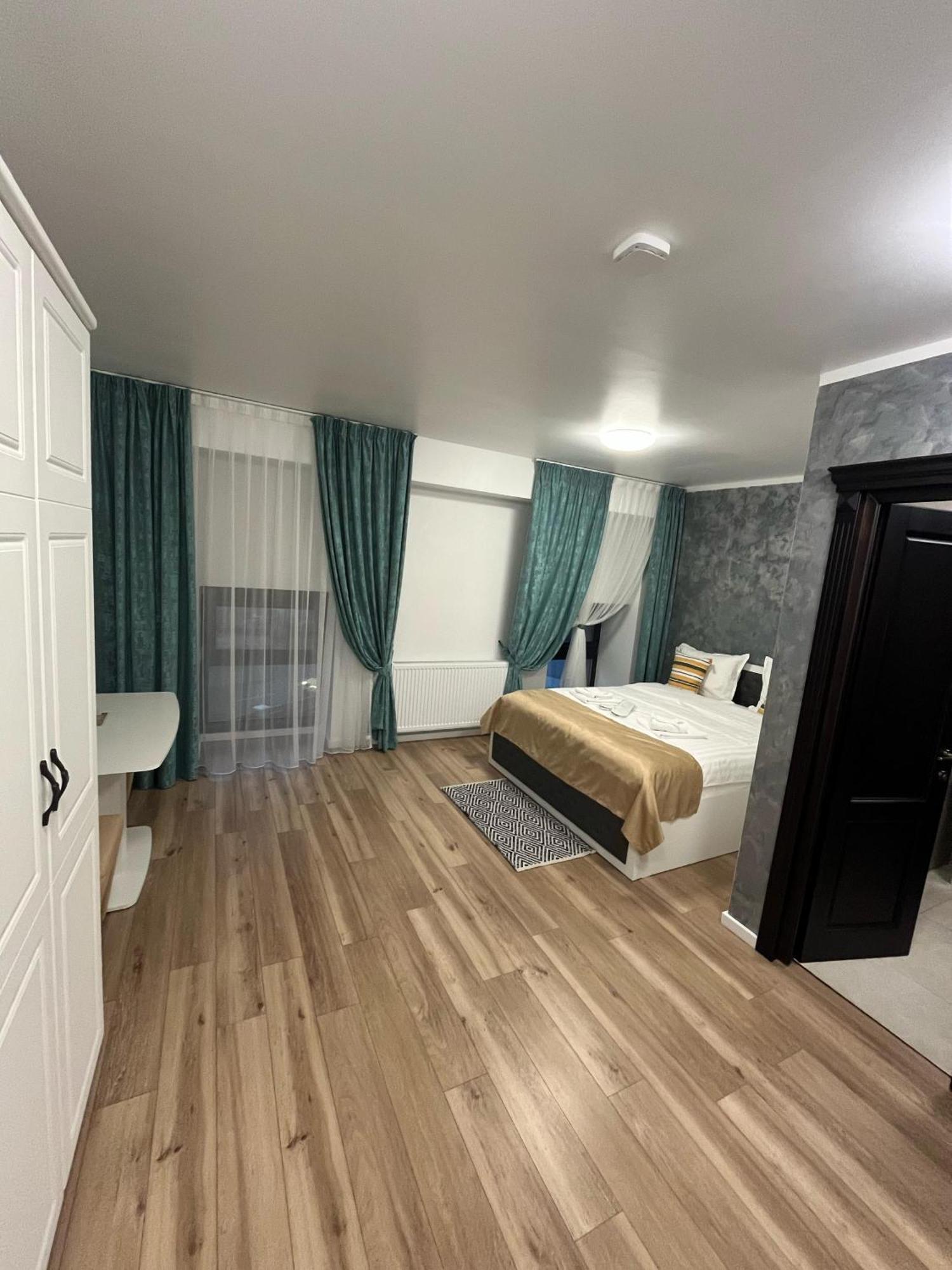 יאשי Grey Boutique Hotel Palas מראה חיצוני תמונה